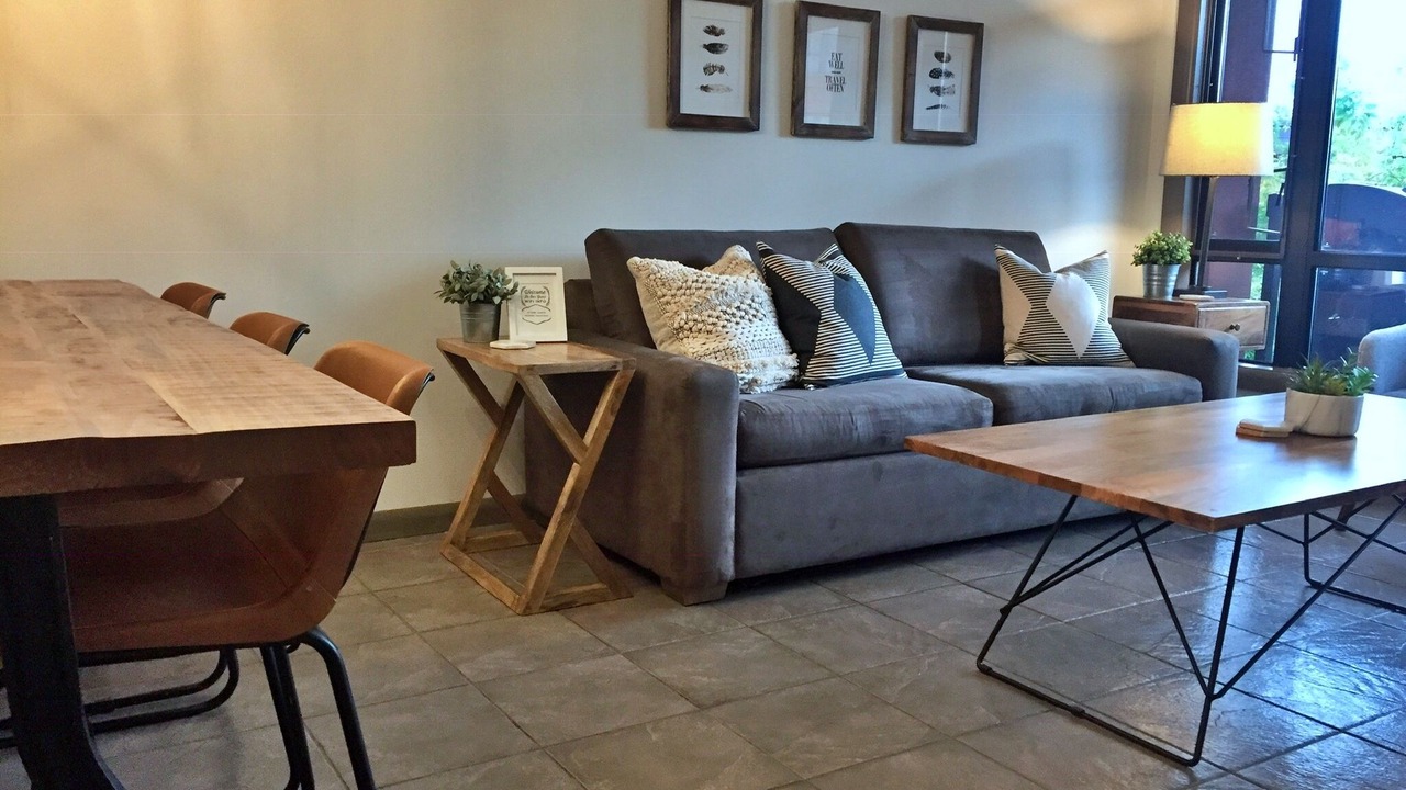 Photo of Livingroom in South Pandosy