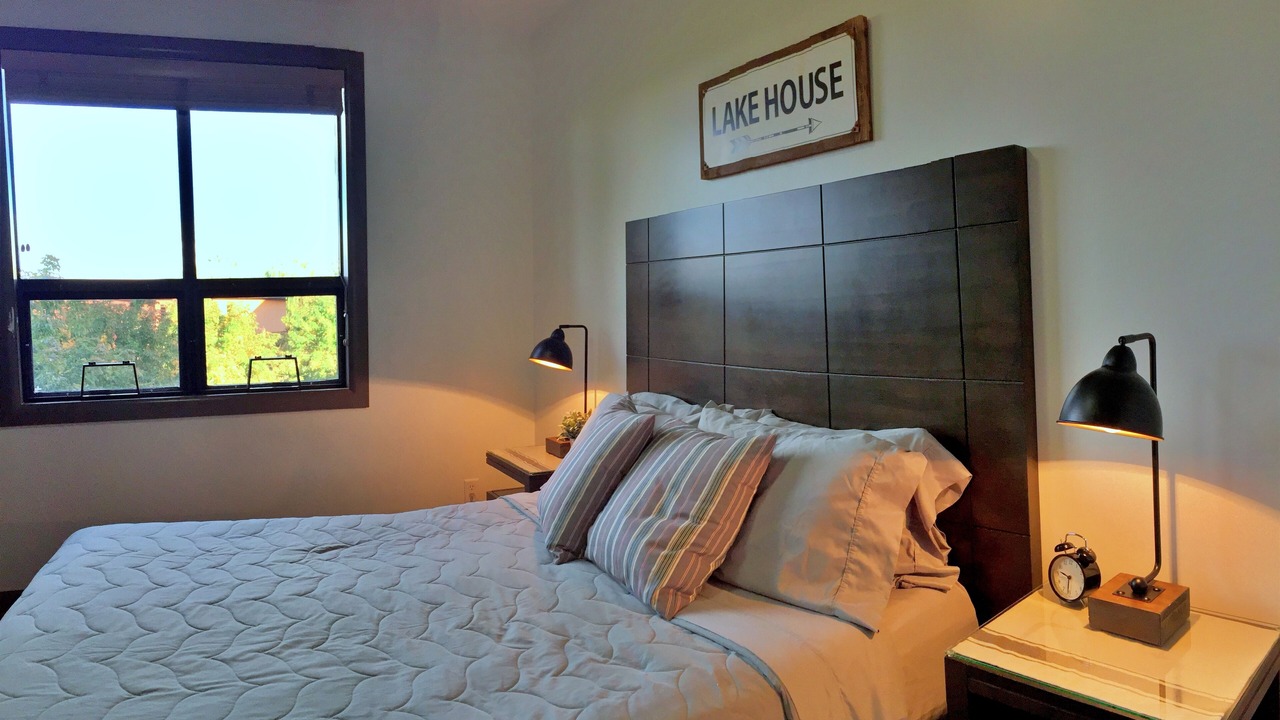 Photo of Bedroom in South Pandosy