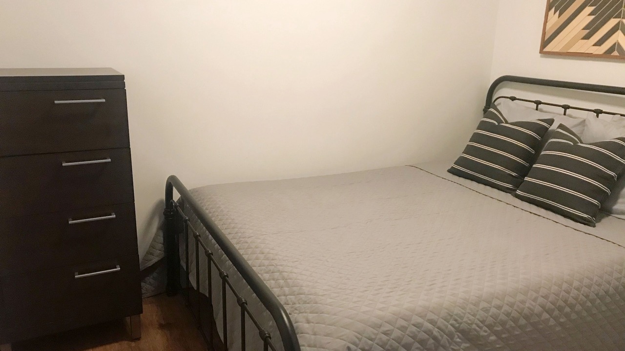 Photo of Bedroom in South Pandosy