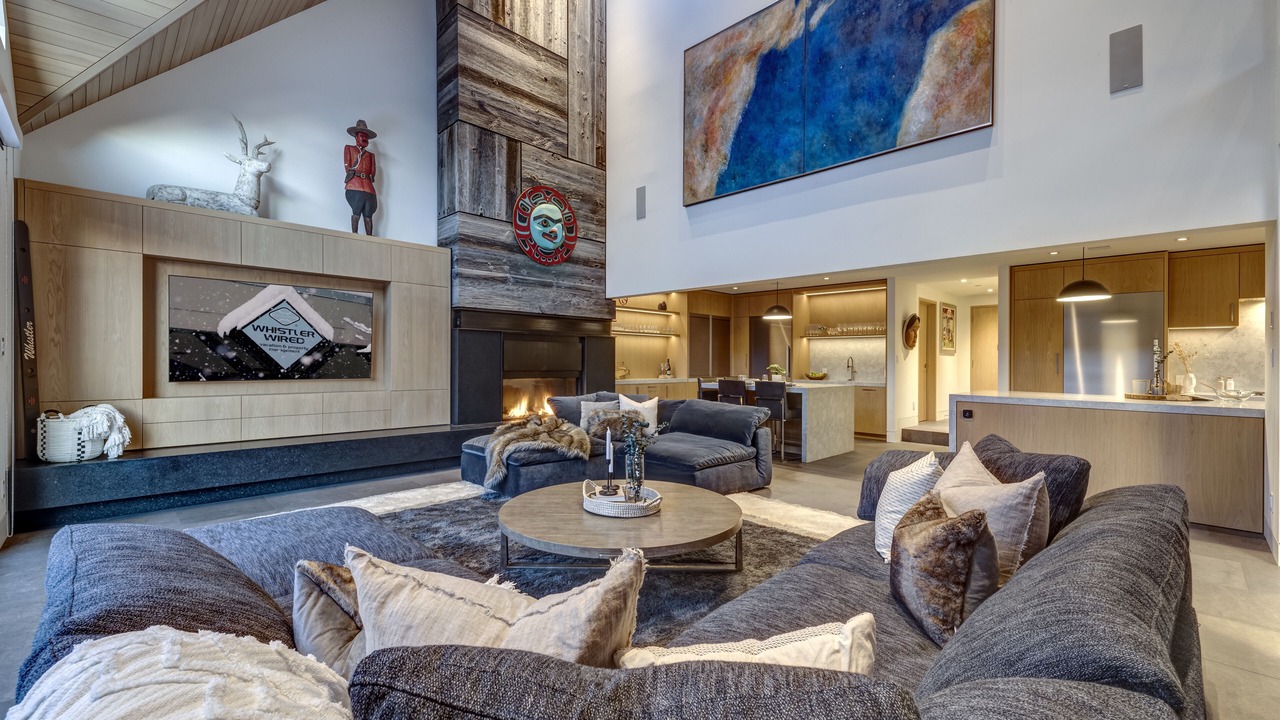 Photo of Livingroom in Upper Village