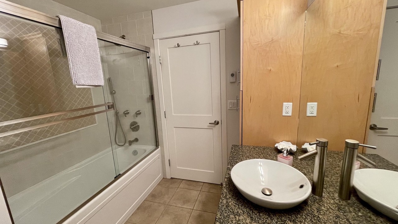Photo of Bathroom in Ucluelet