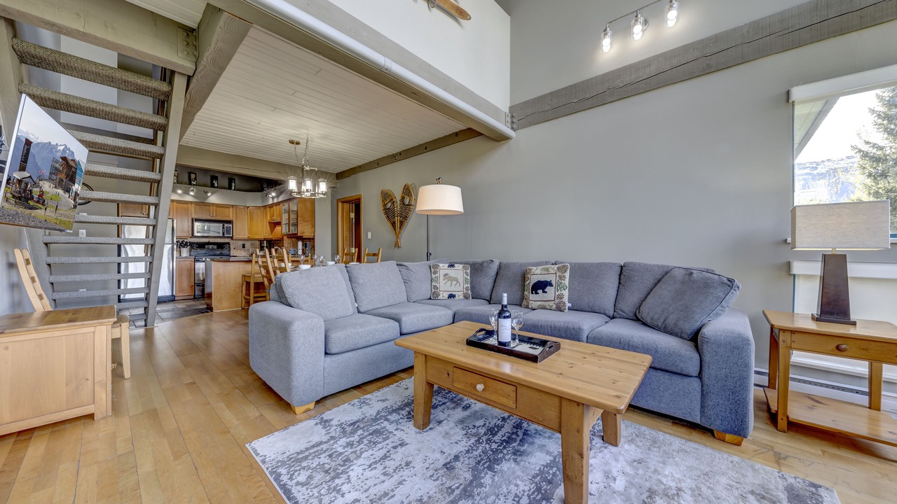 Photo of Livingroom in Upper Village