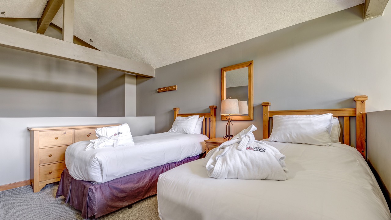 Photo of Bedroom in Upper Village