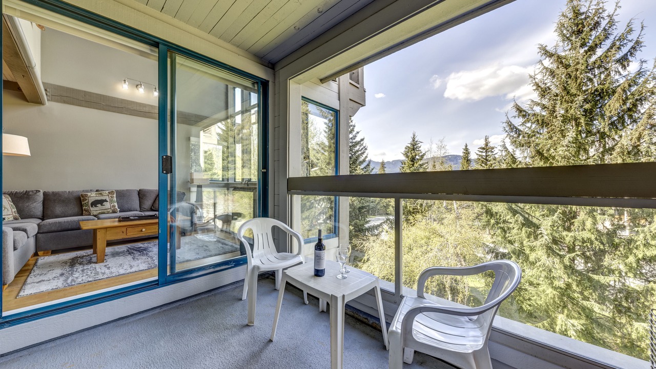 Photo of Patio Balcony in Upper Village