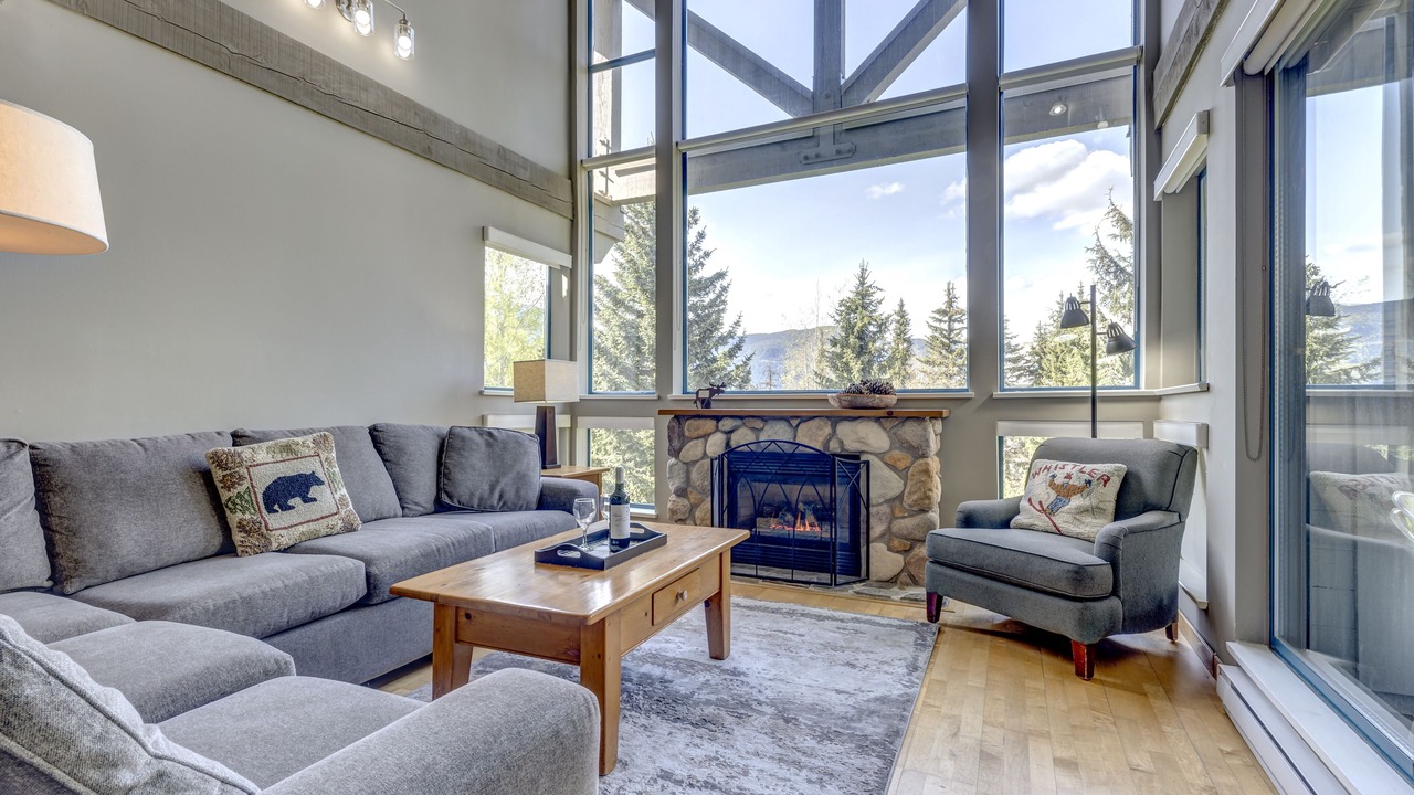 Photo of Livingroom in Upper Village