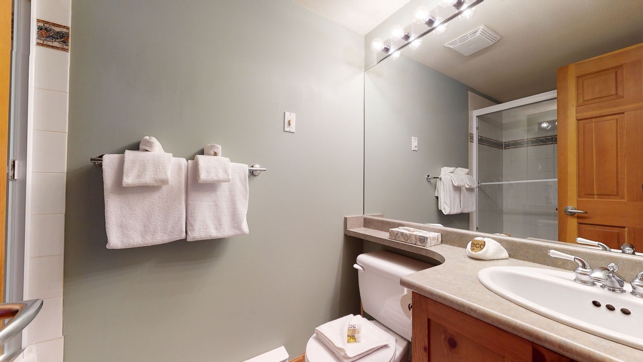 Photo of Bathroom in Village North