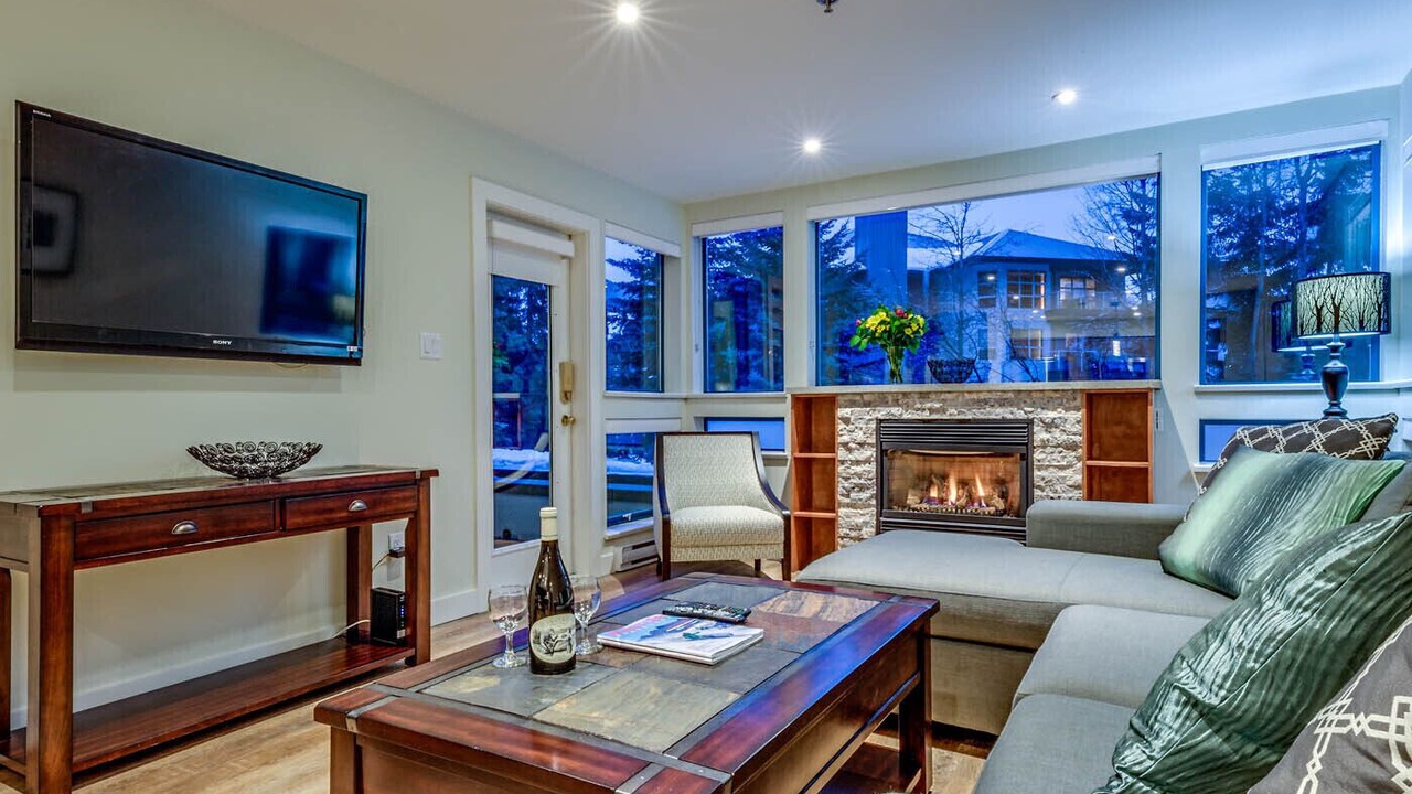 Photo of Livingroom in Upper Village