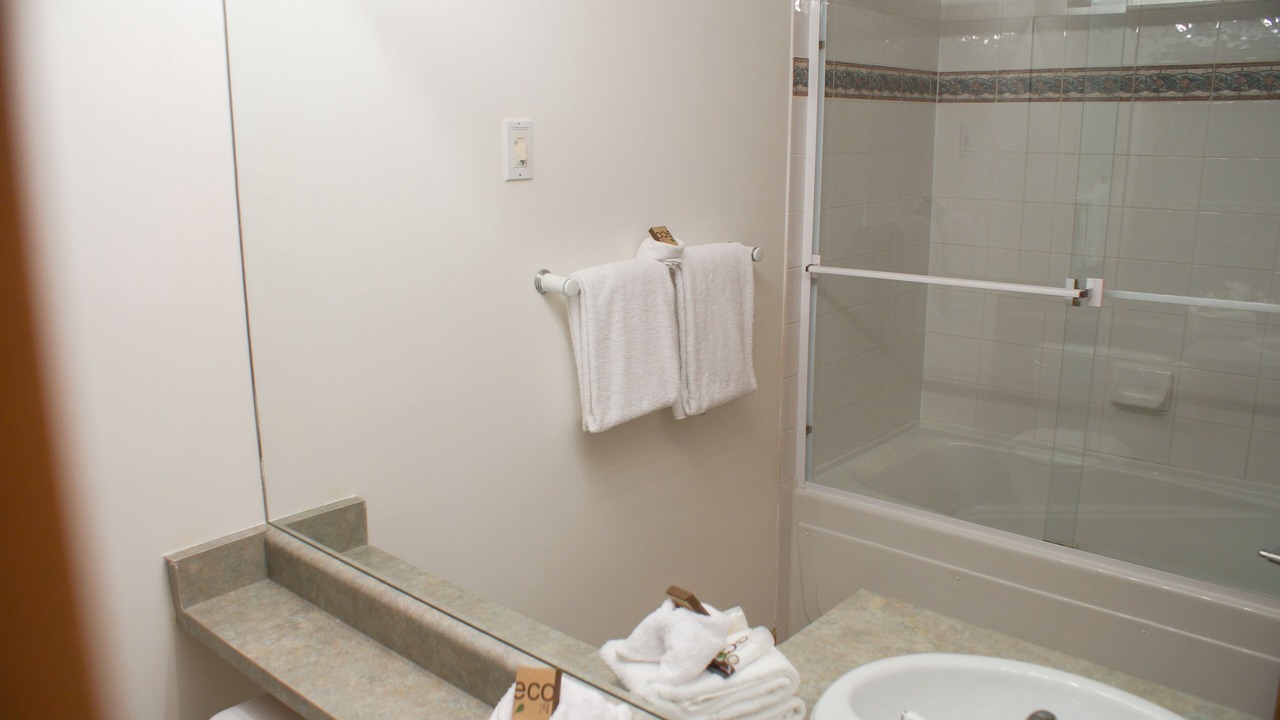 Photo of Bathroom in Village North