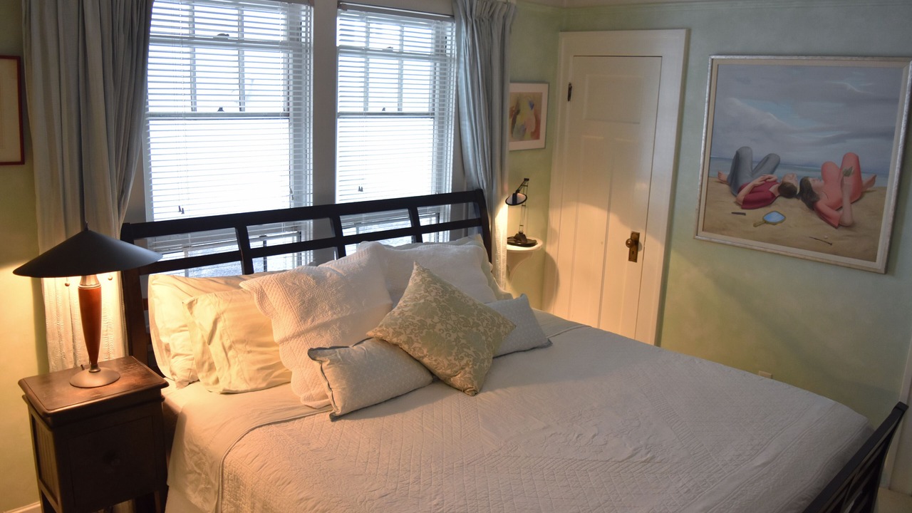 Photo of Bedroom in West Point Grey