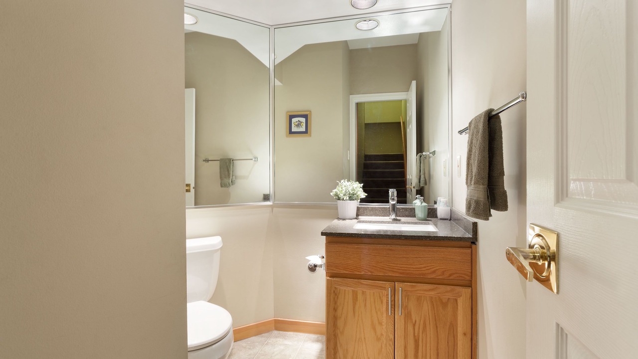 Photo of Bedroom in Upper Village