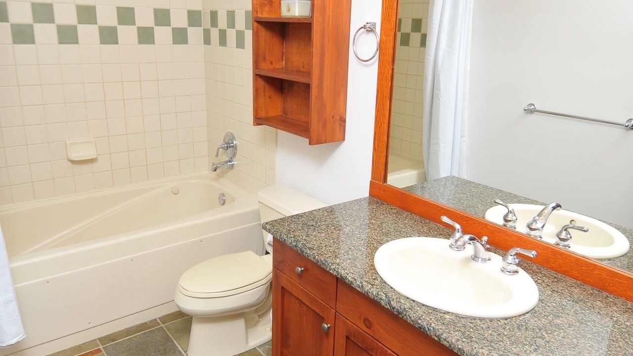 Photo of Bathroom in Nordic Estates
