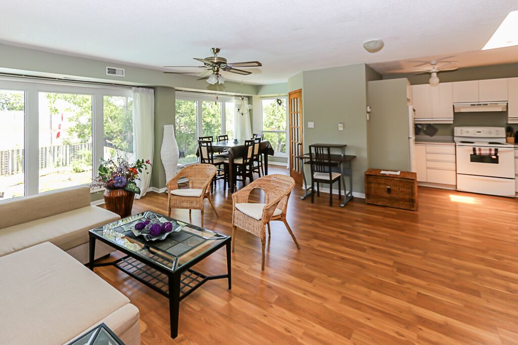 Photo of Bedroom in Clarkson-Lorne Park