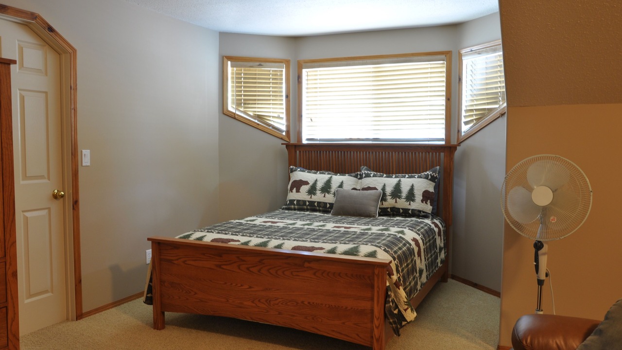Photo of Bedroom in East Kootenay