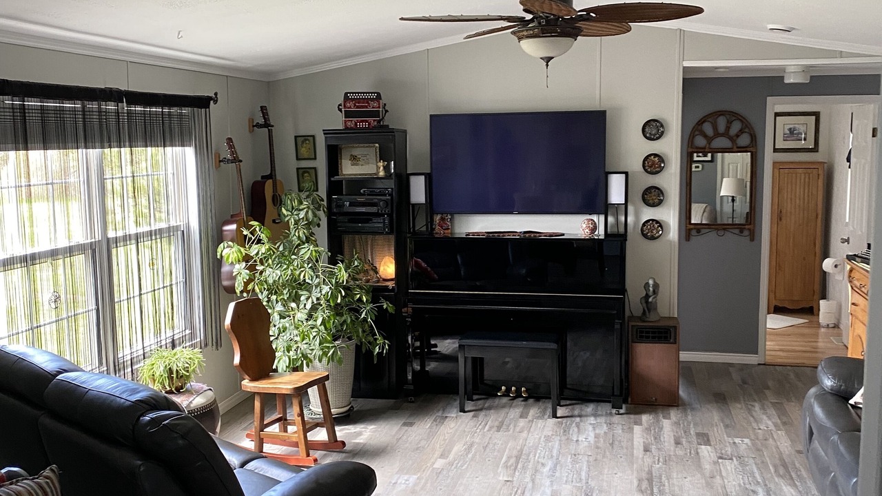 Photo of Livingroom in Donaldston