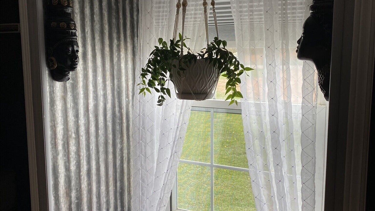 Photo of Bedroom in Donaldston