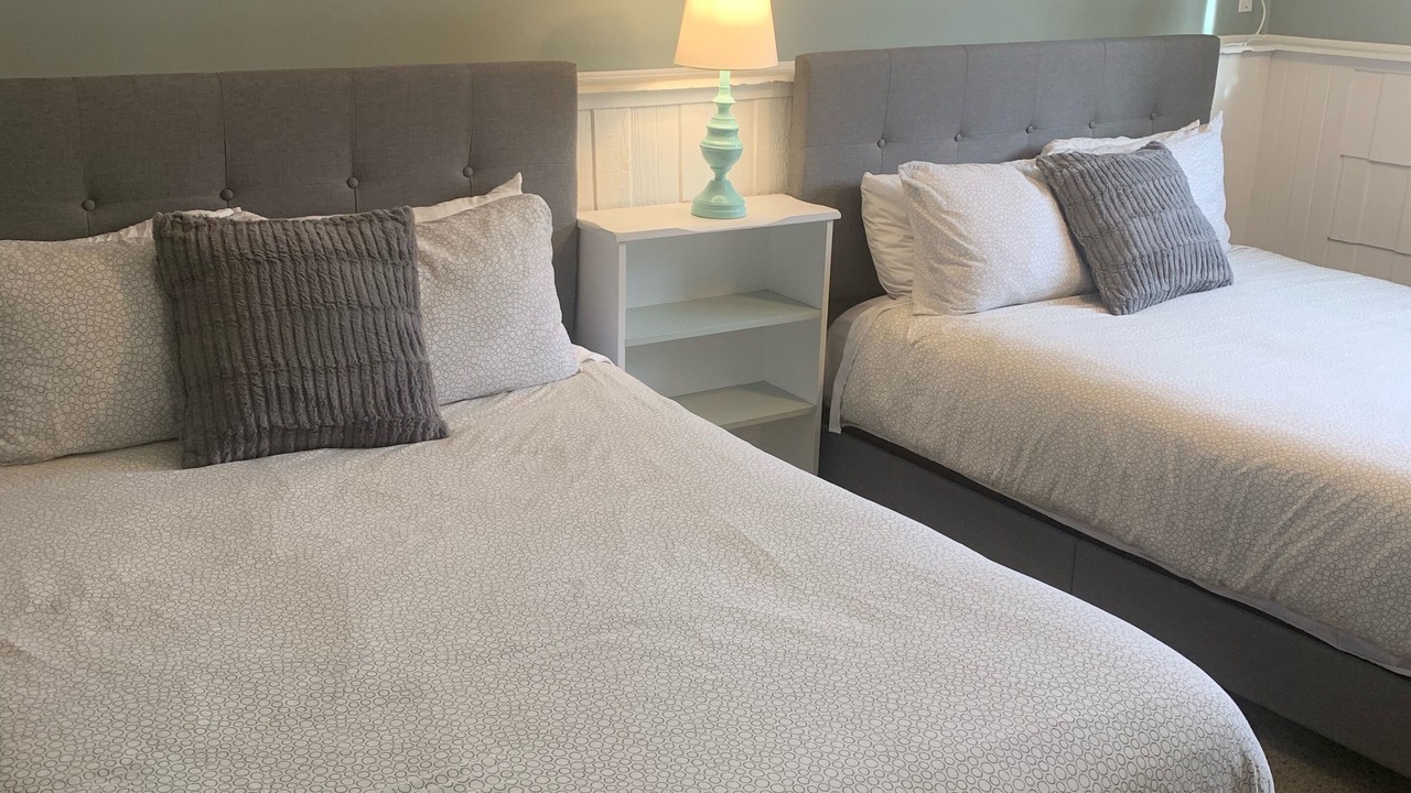 Photo of Bedroom in Sicamous