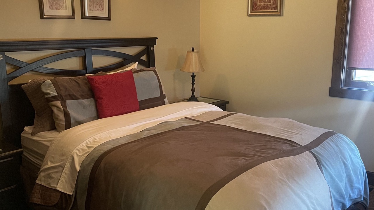 Photo of Bedroom in East Kootenay
