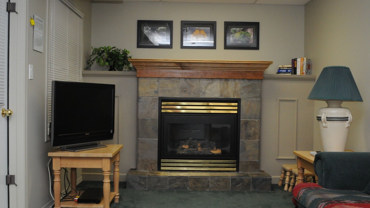 Photo of Livingroom in East Kootenay