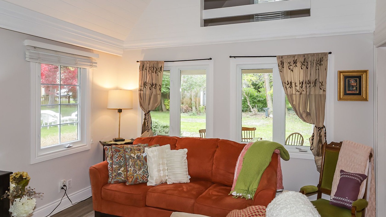 Photo of Livingroom in Historic Old Town