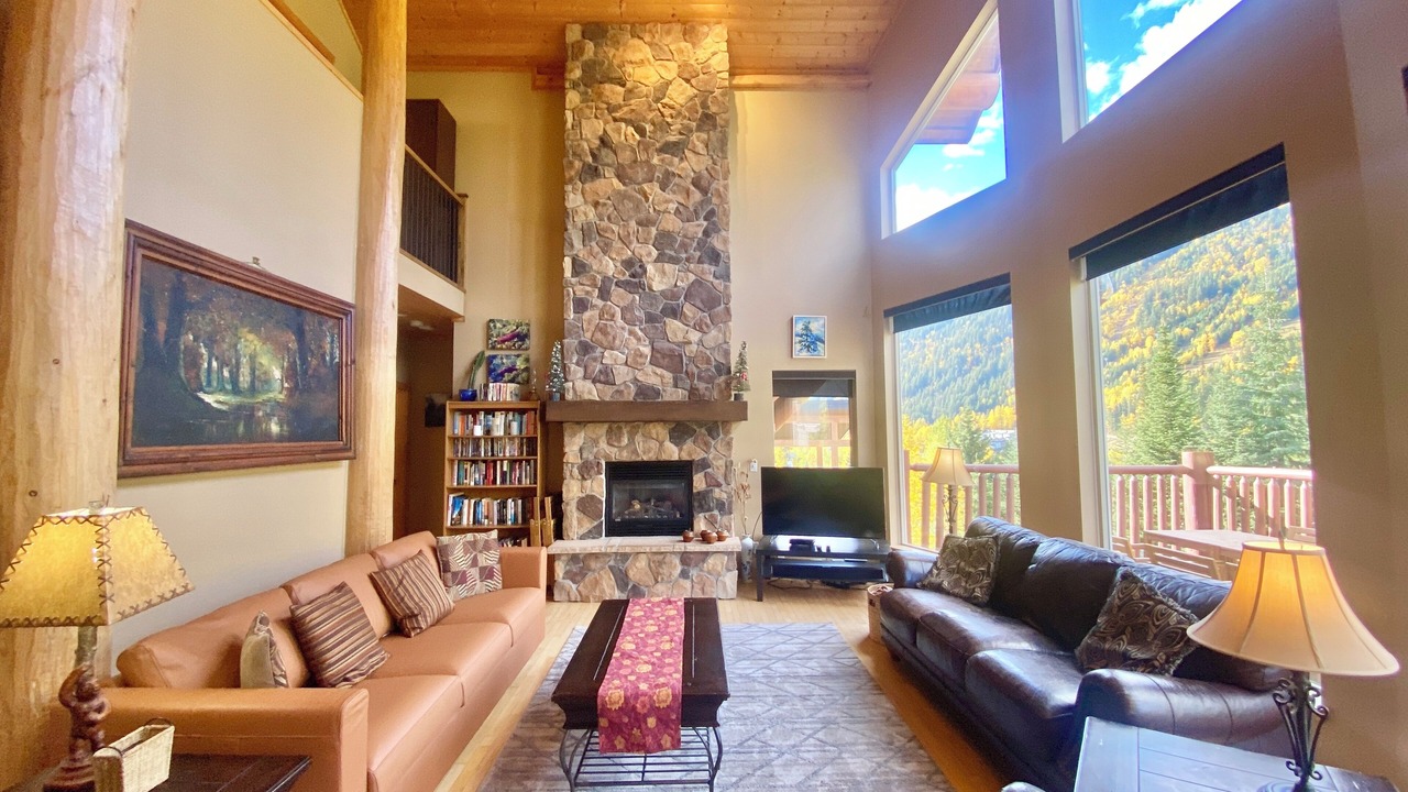Photo of Livingroom in Fairways
