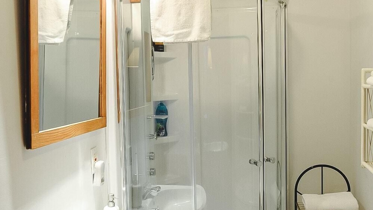 Photo of Bathroom in Chateau-Richer