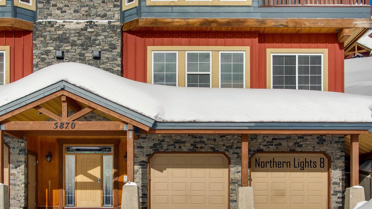 Photo of Outdoor in Snow Pine Estates