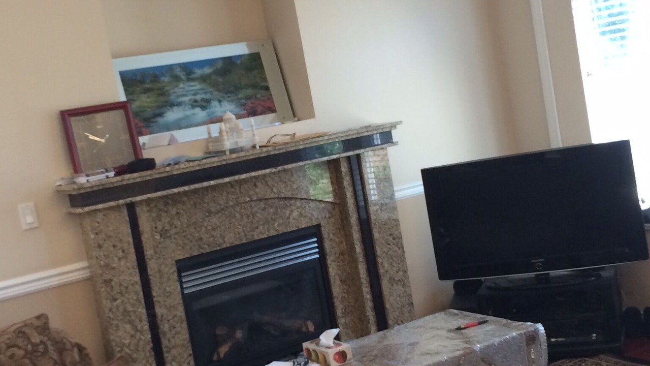 Photo of Livingroom in Riley Park