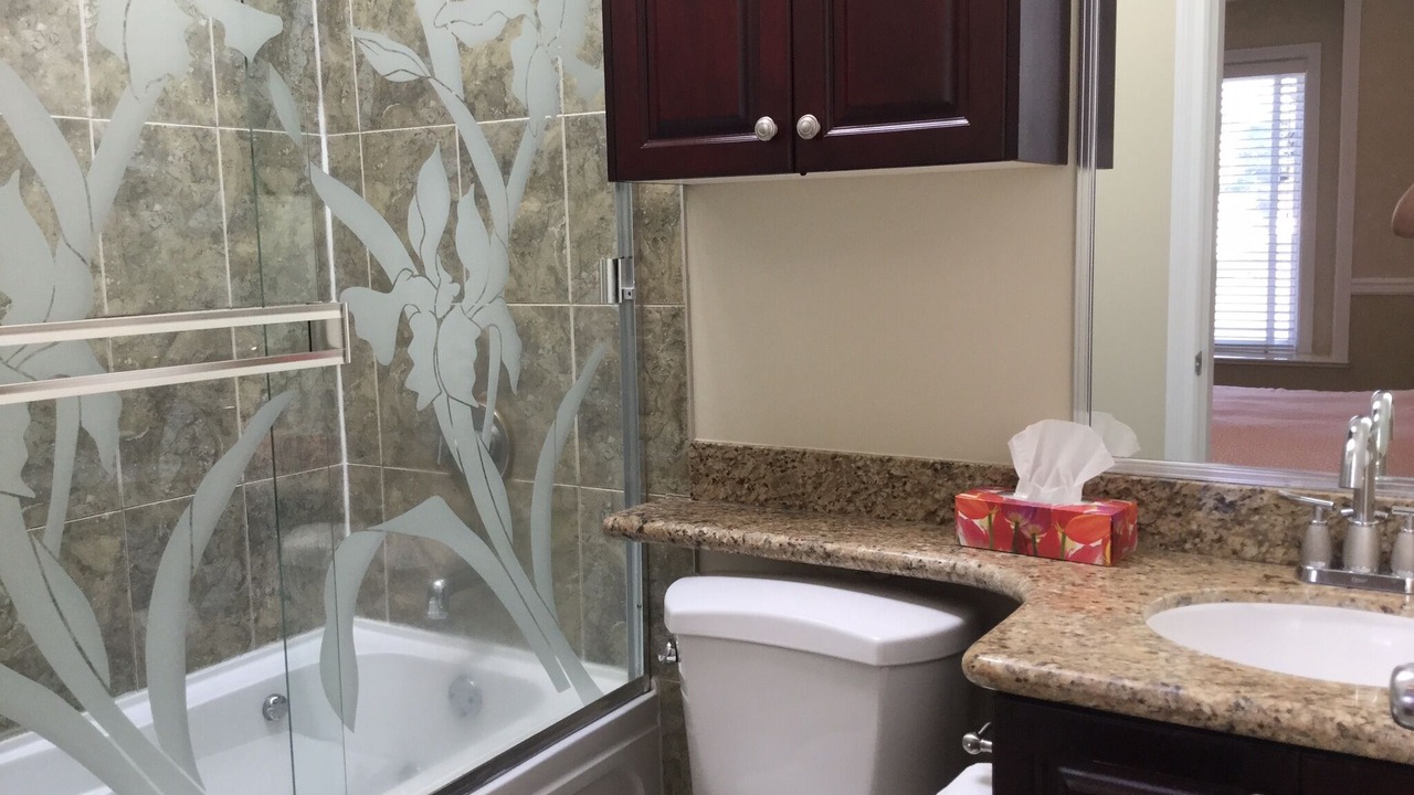 Photo of Bathroom in Riley Park
