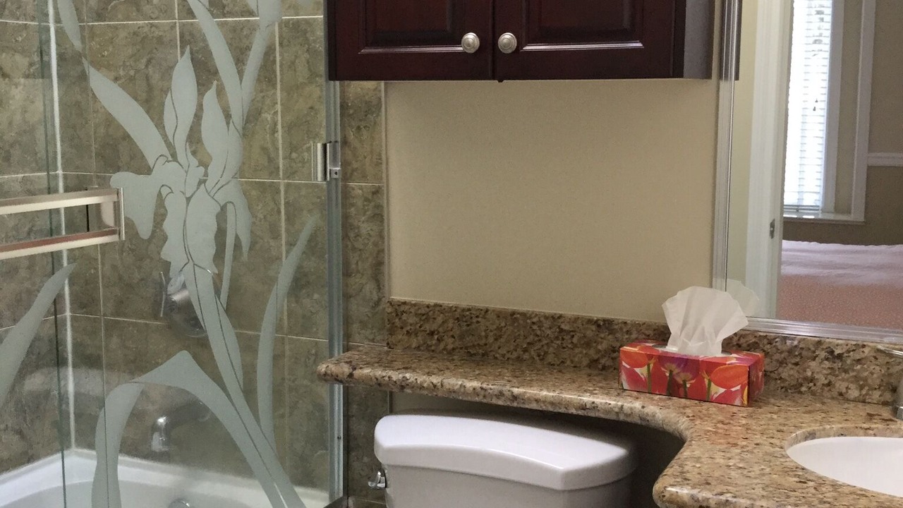 Photo of Bathroom in Riley Park