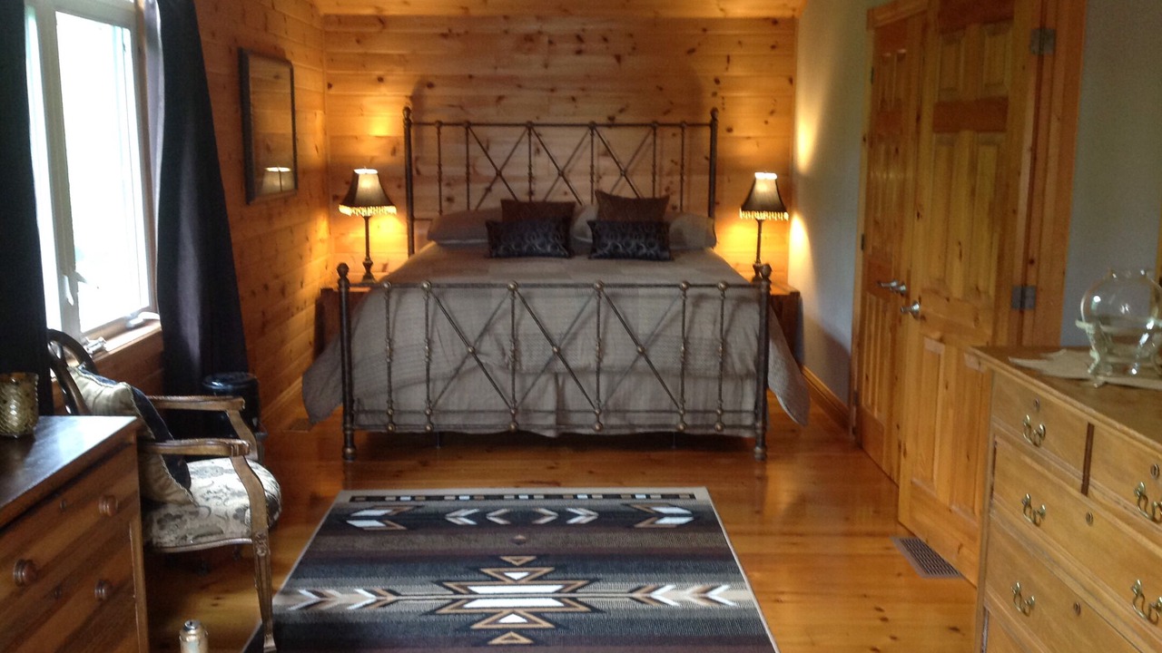 Photo of Bedroom in Georgian Bay