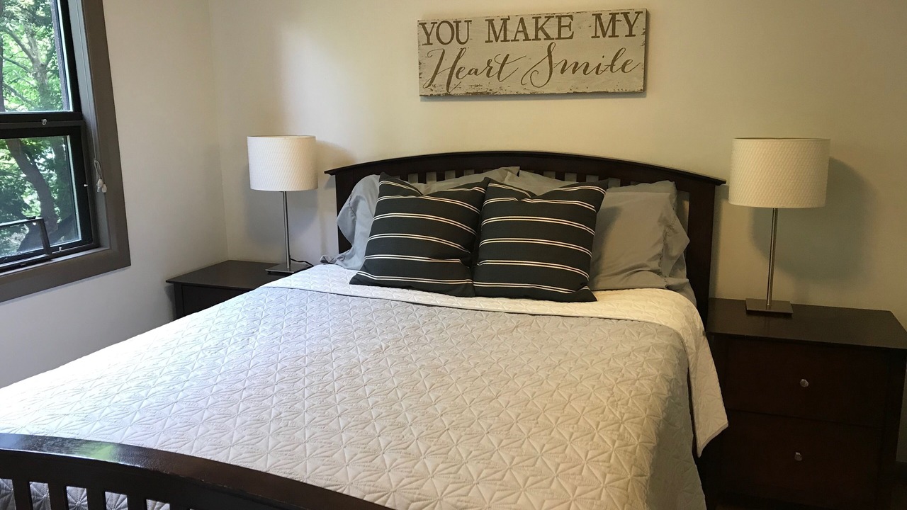 Photo of Bedroom in South Pandosy