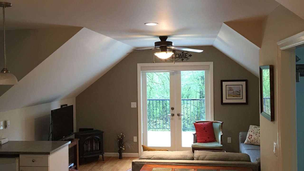 Photo of Livingroom in Langley
