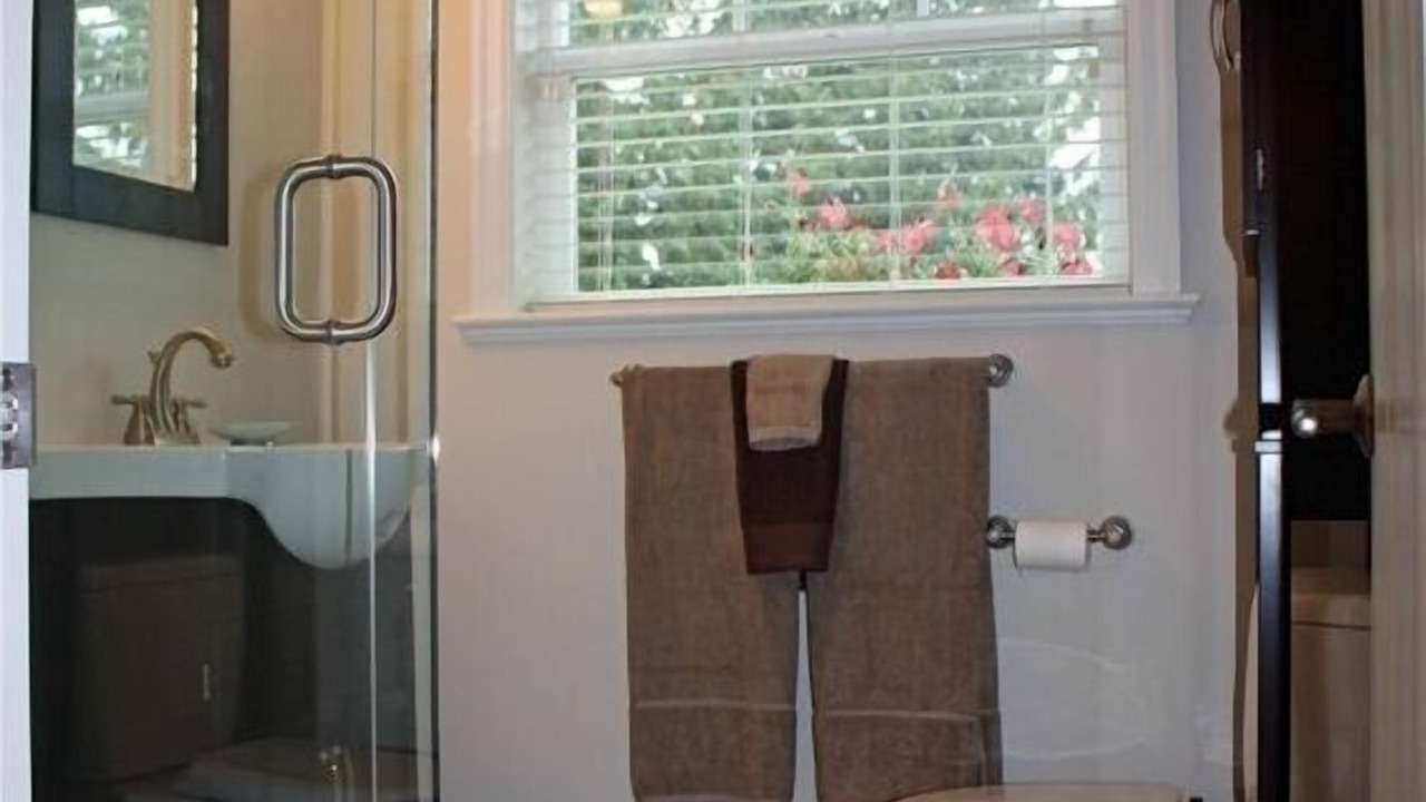 Photo of Bathroom in Langley