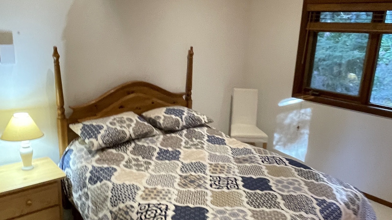 Photo of Bedroom in Pender Island
