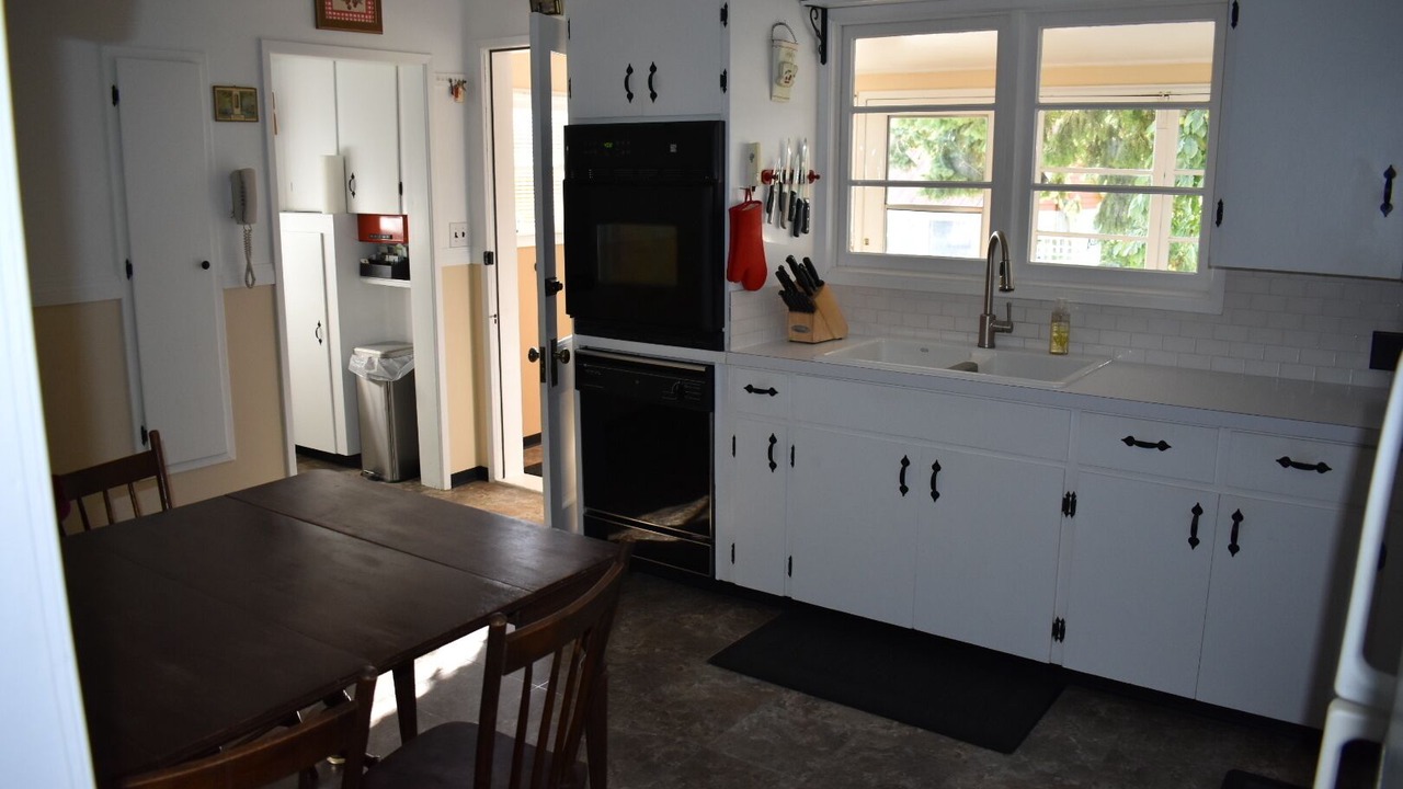 Photo of Kitchen in Wynndel