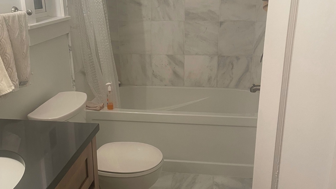Photo of Bathroom in Upper Kingsburg