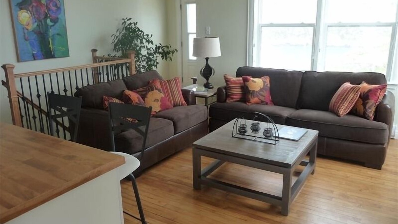 Photo of Livingroom in Terra Nova