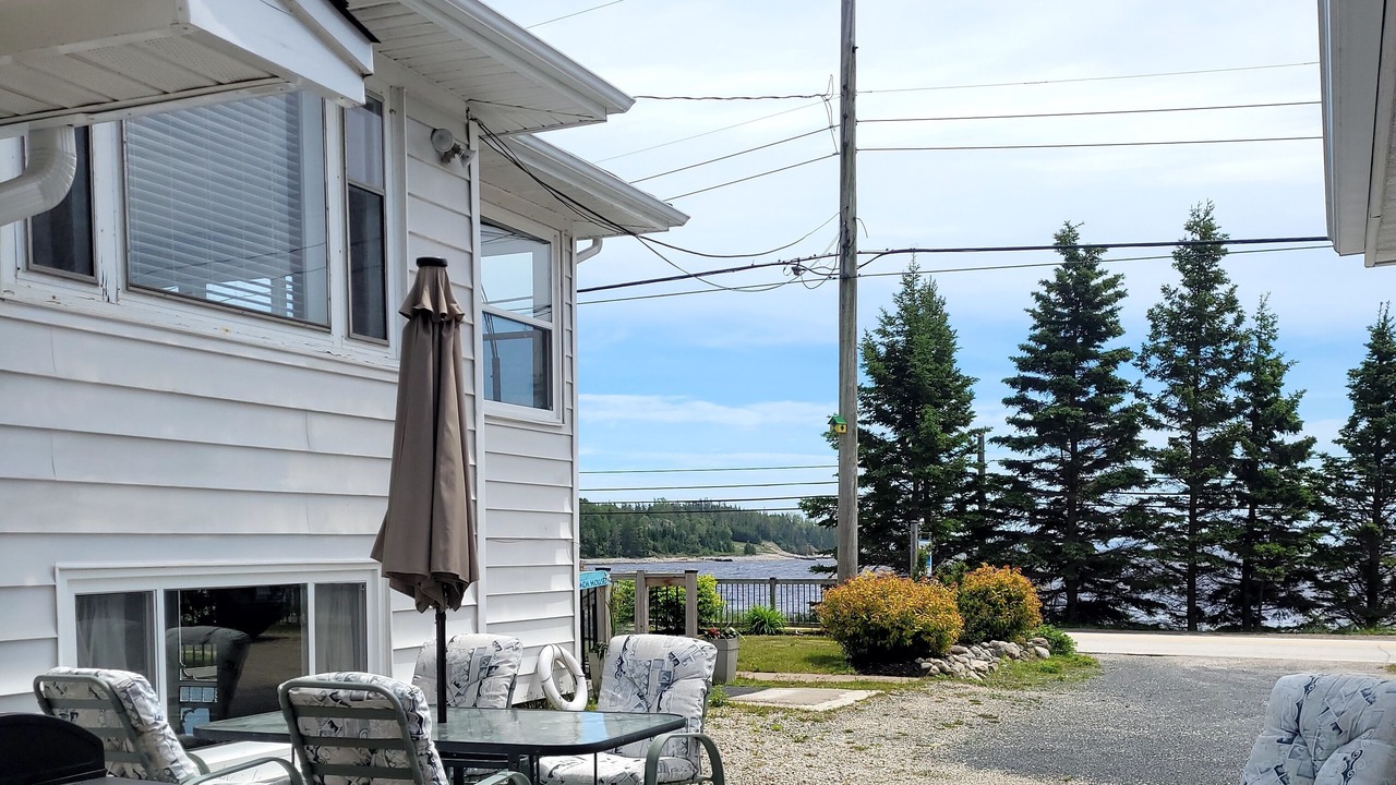 Photo of Others in Black Point