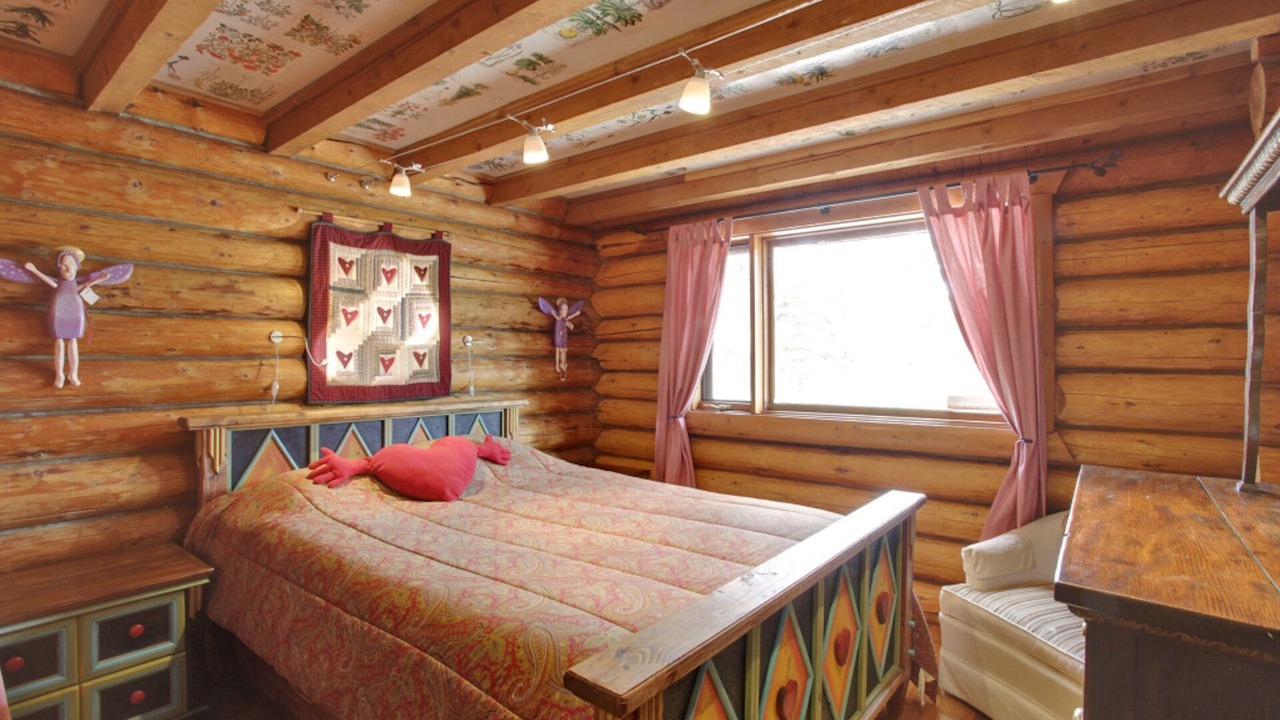 Photo of Bedroom in Calgary
