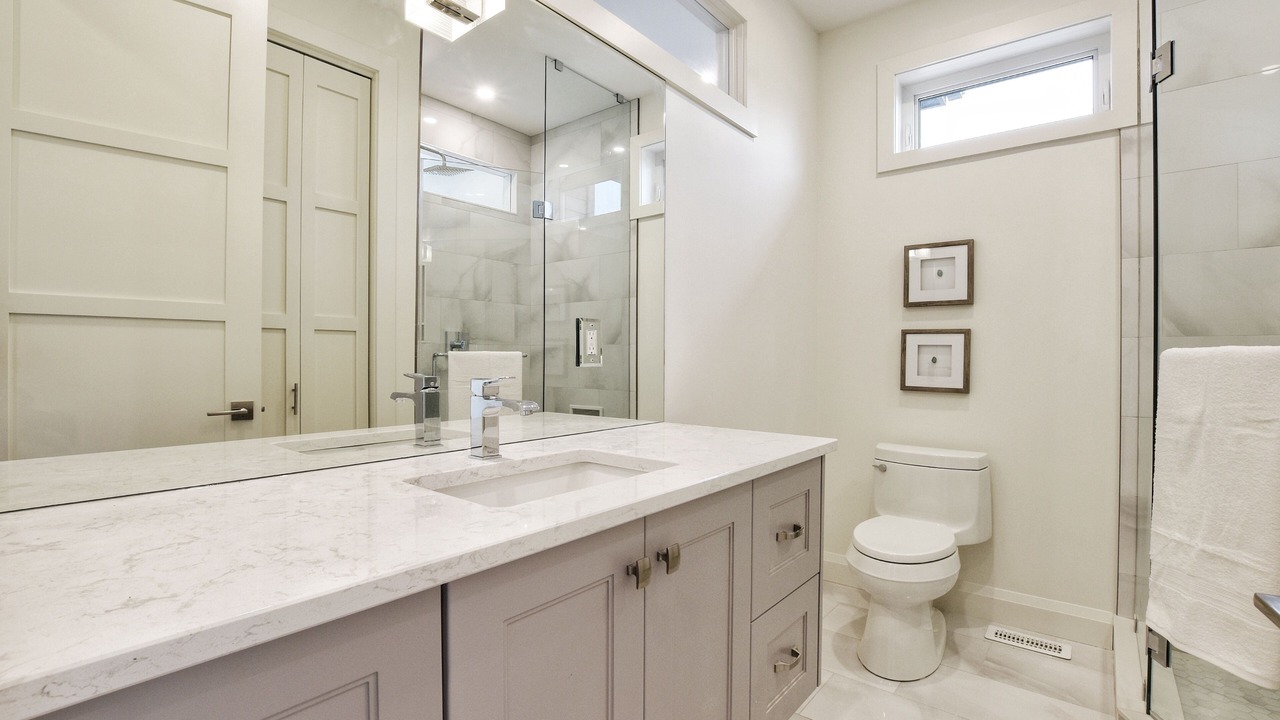 Photo of Bathroom in Dunnville