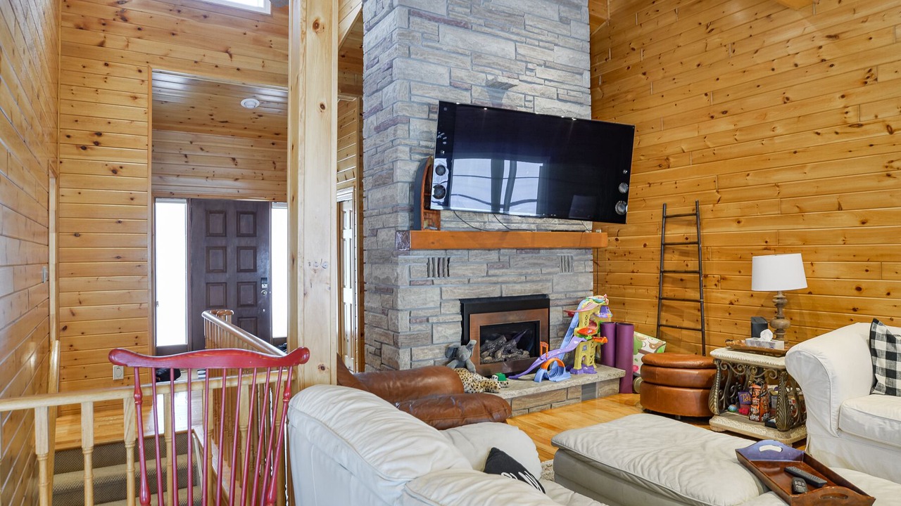 Photo of Livingroom in Orillia