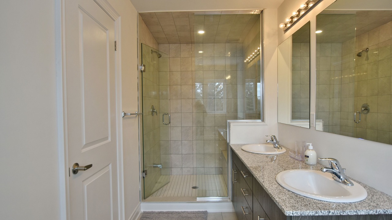 Photo of Bathroom in The Blue Mountains
