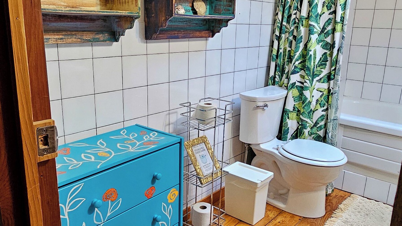 Photo of Bathroom in Hubbards