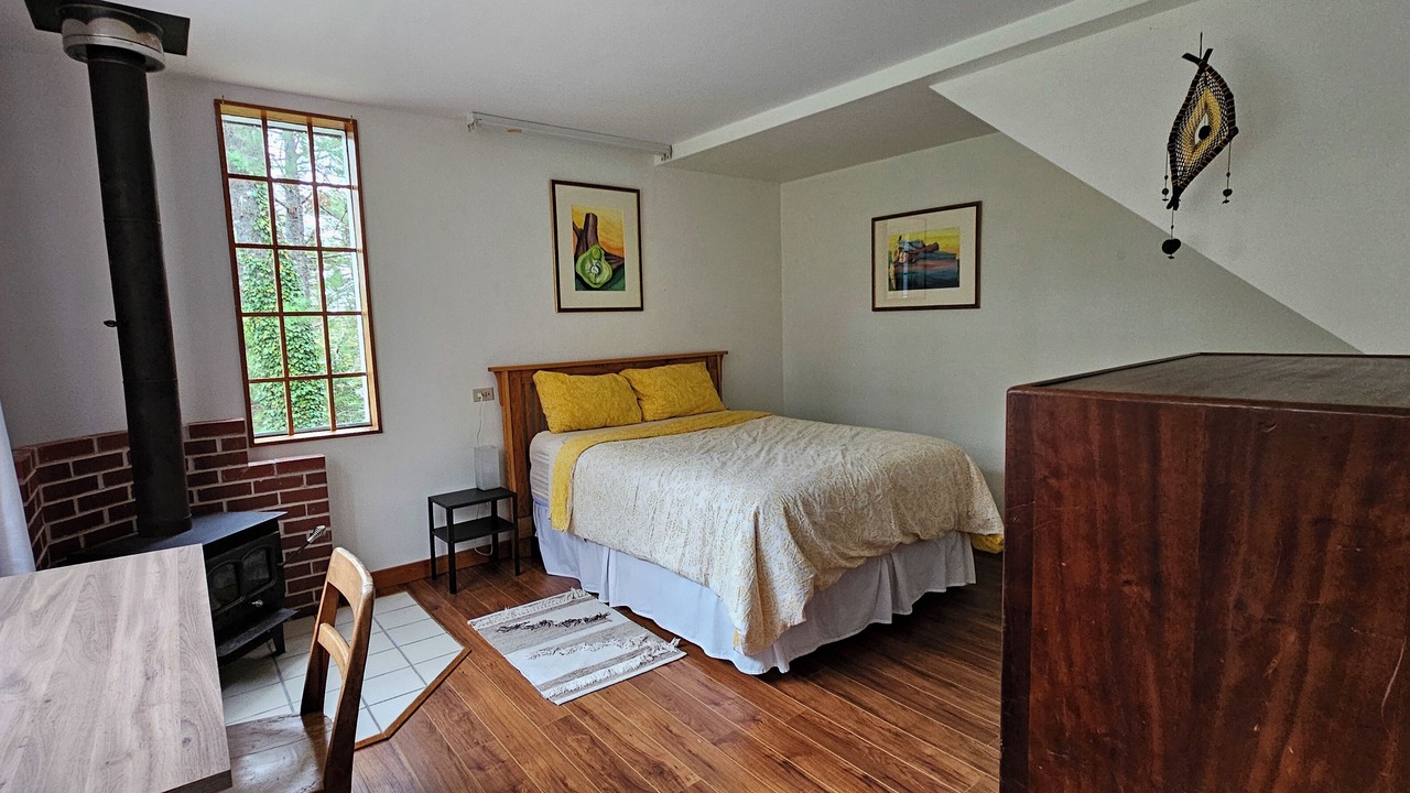 Photo of Bedroom in Hubbards