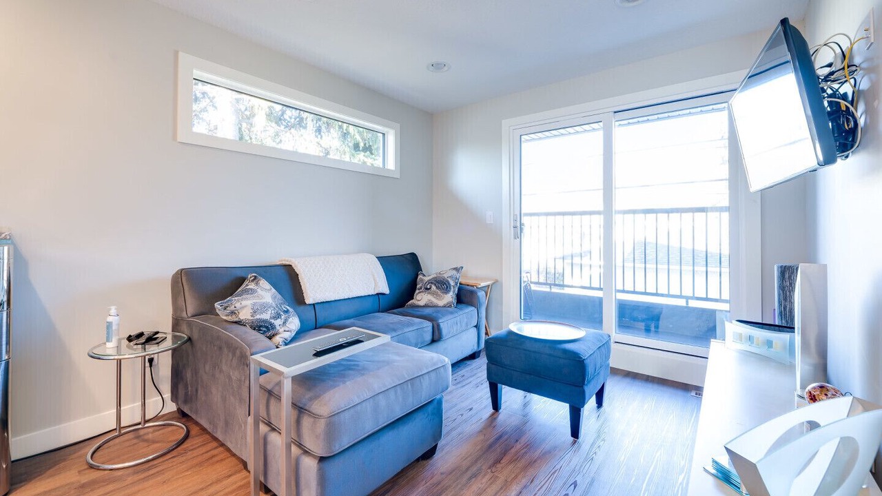 Photo of Livingroom in Southwest Edmonton