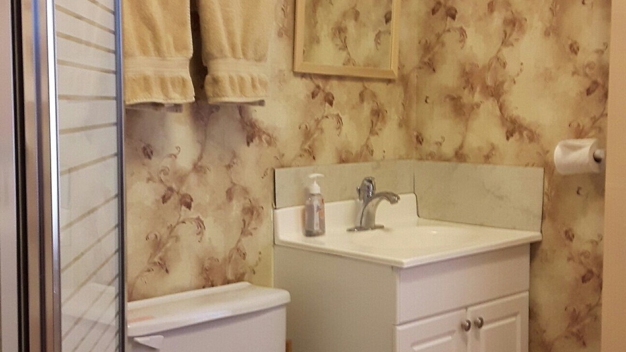Photo of Bathroom in Division No. 16