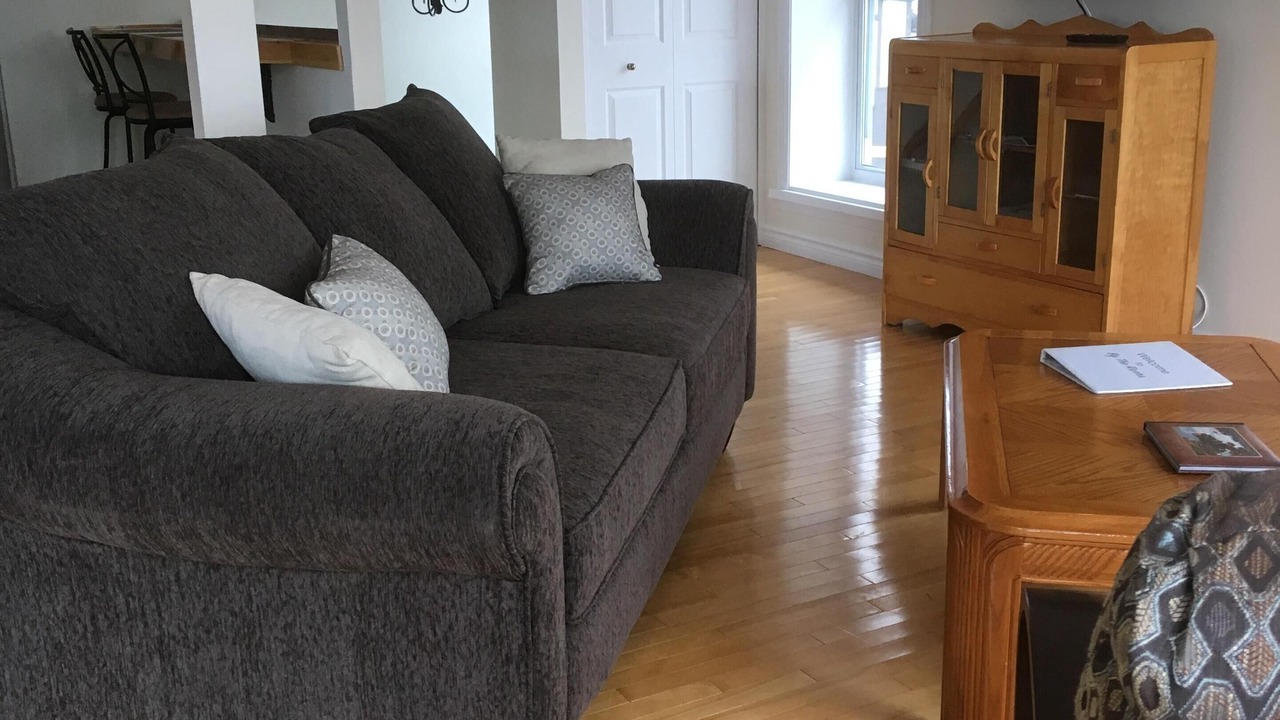 Photo of Livingroom in Gananoque