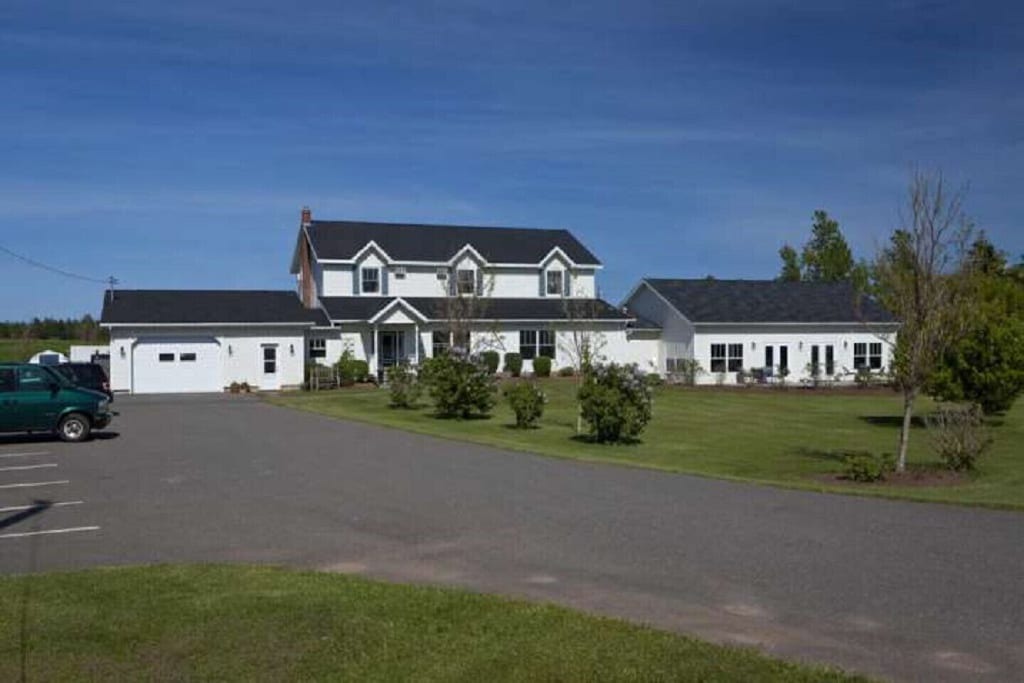 Photo of Buildings in Cavendish