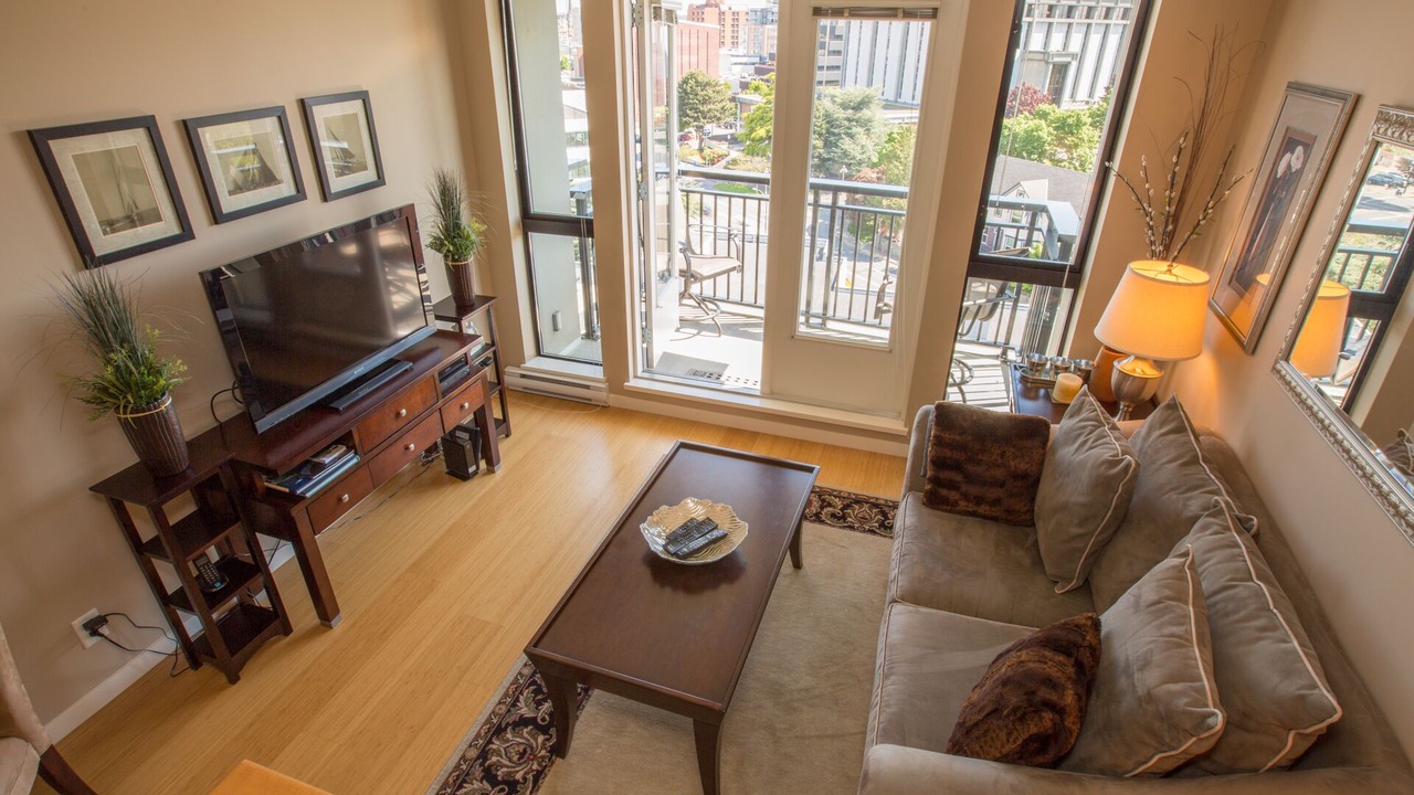 Photo of Livingroom in Inner Harbour