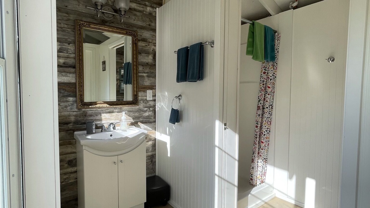 Photo of Bathroom in Beaconia